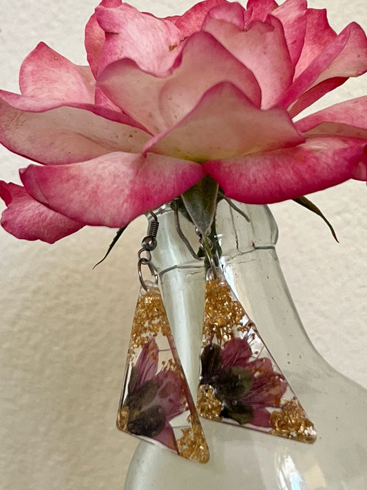 Handmade Resin Earrings with Real Dried Flowers and Gold Flakes – Triangle Drop Design